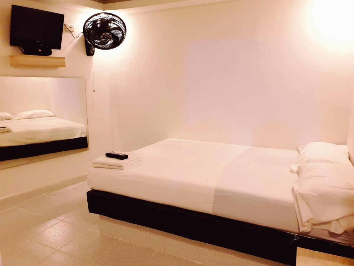 Hotel Motel Love Ibagué Esterno foto